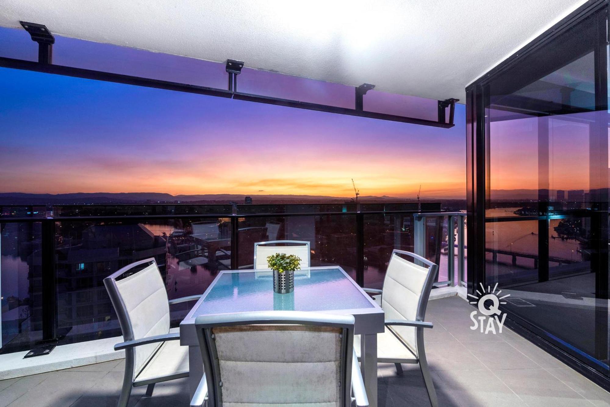 Circle On Cavill Surfers Paradise Mid Week Madness Deal - Q Stay Голд-Кост Екстер'єр фото